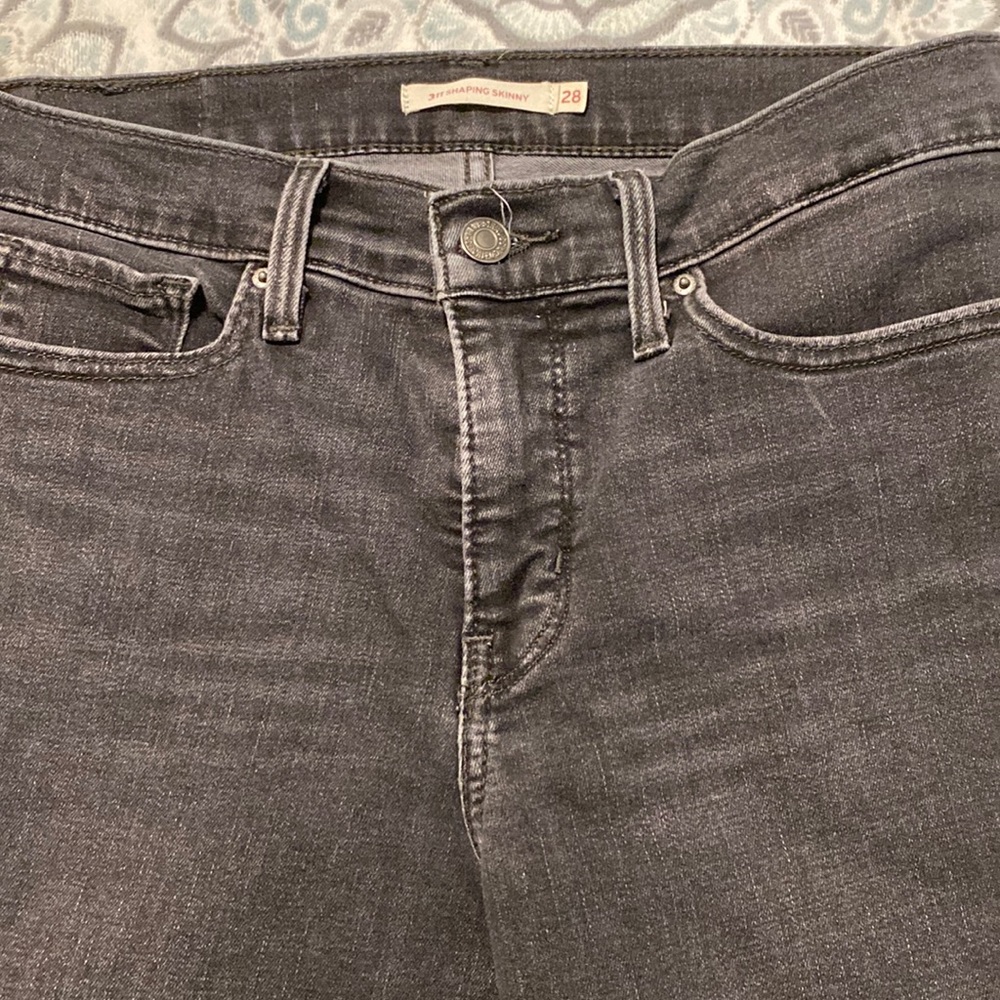 Levi shaper skinny jeans